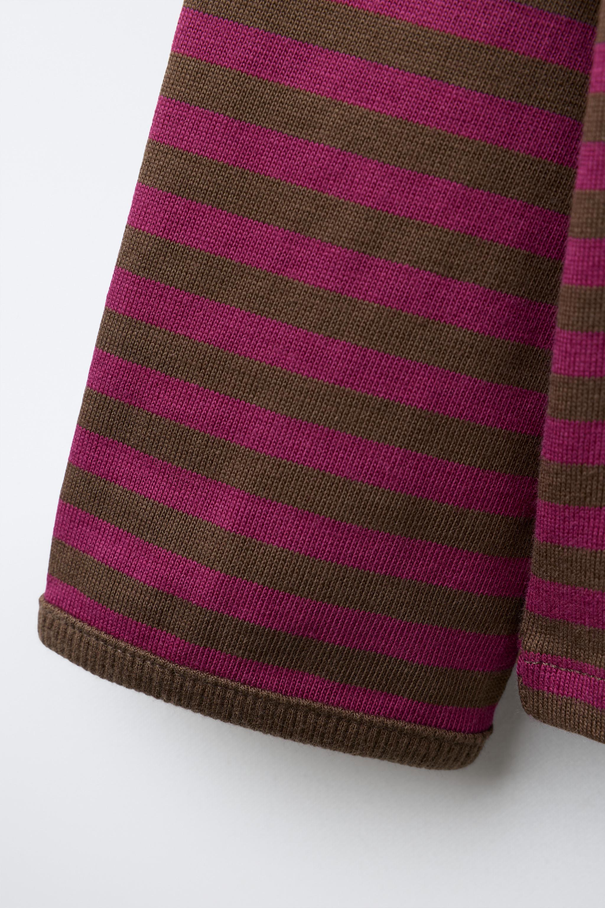 WOVEN STRIPED HEART EMBROIDERED T-SHIRT